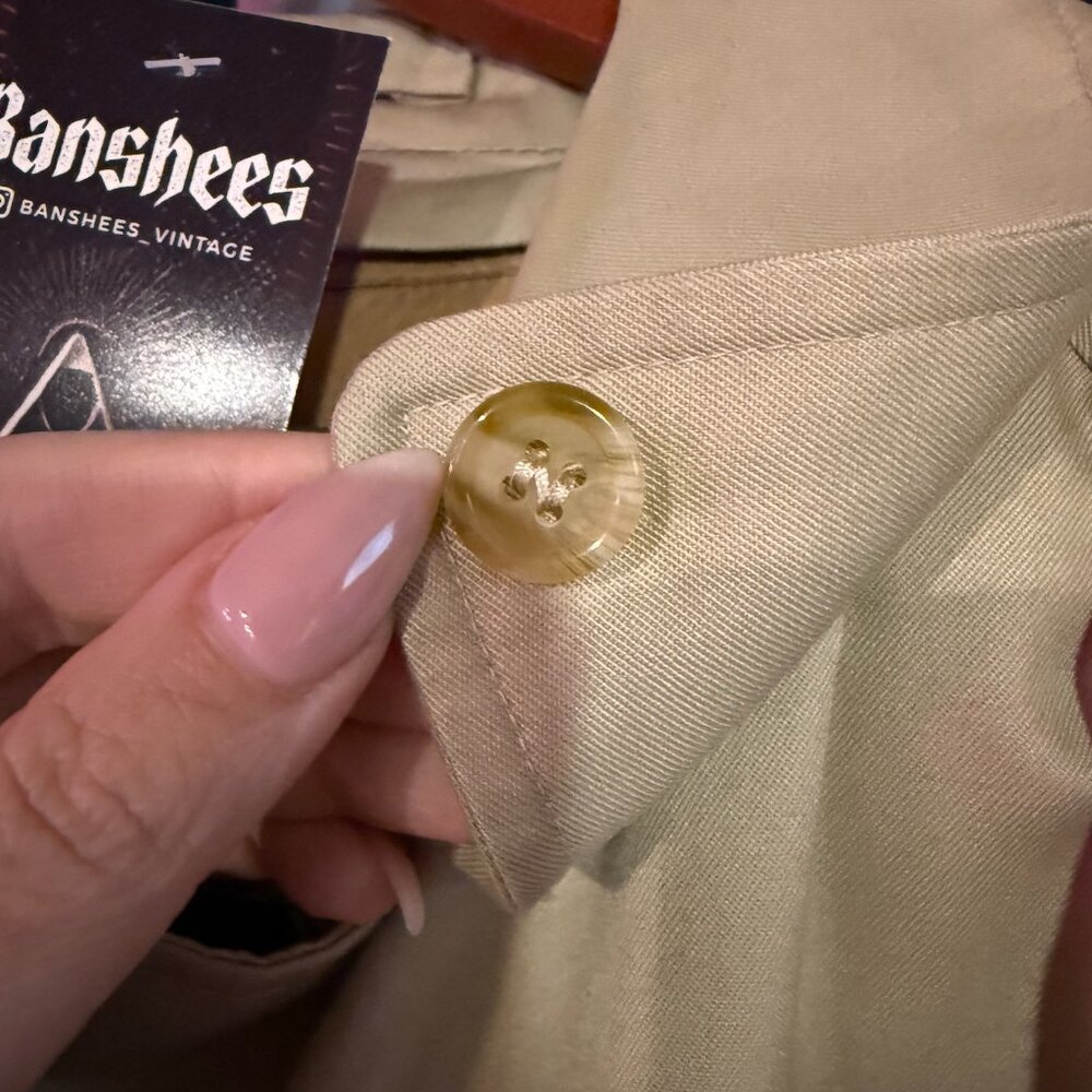 Vintage Burberry trench coat - Picture 5 of 6